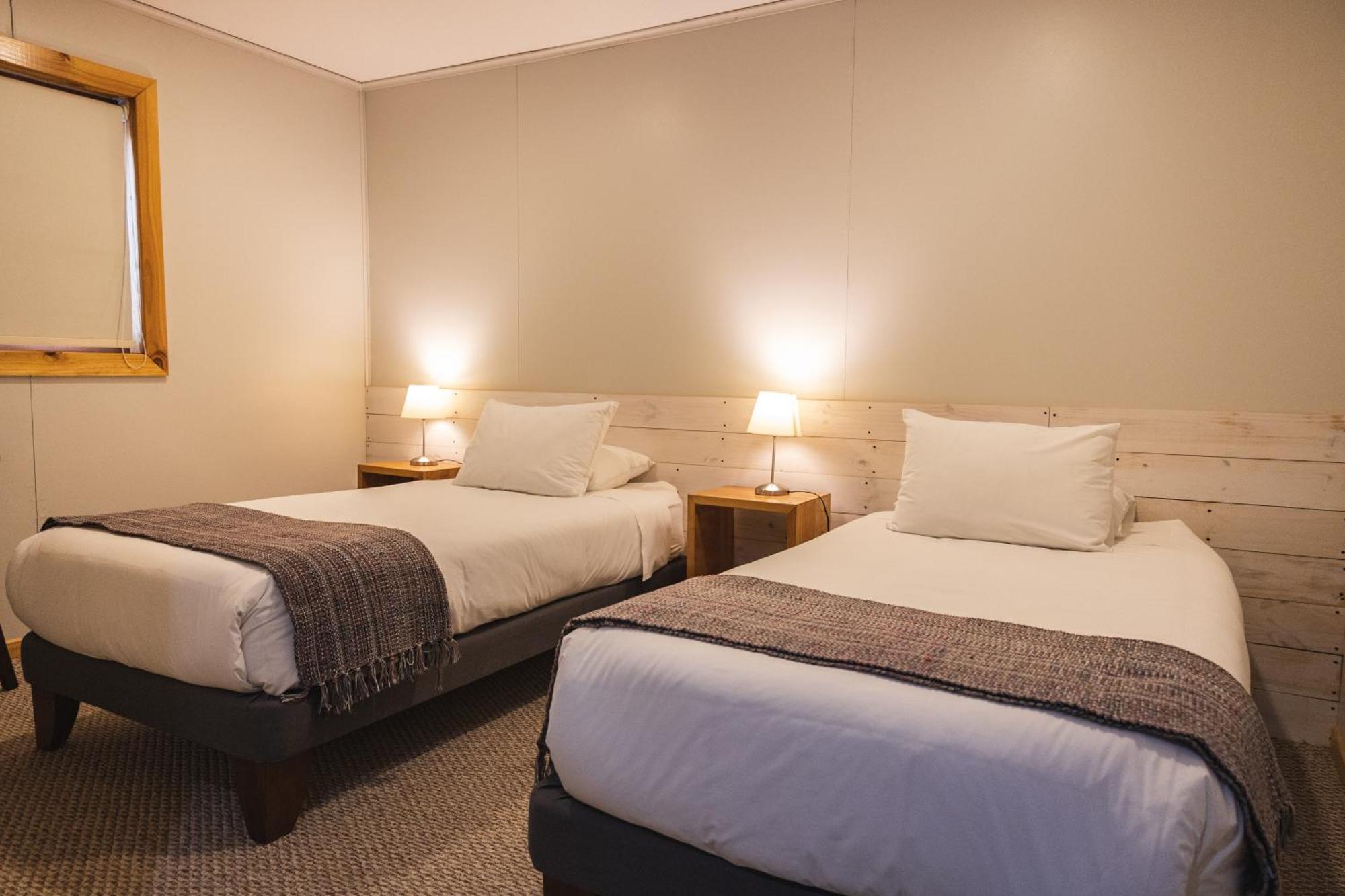 Hotel Fiofio Spa Puerto Williams Bagian luar foto