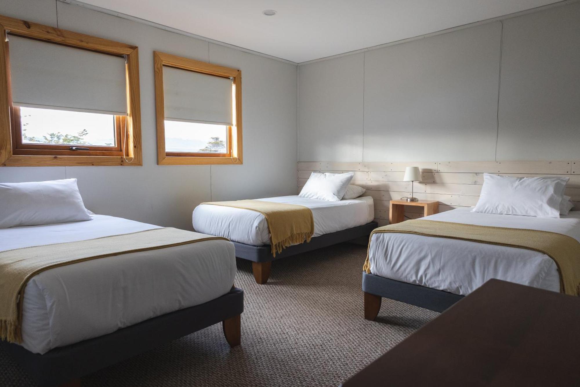 Hotel Fiofio Spa Puerto Williams Bagian luar foto