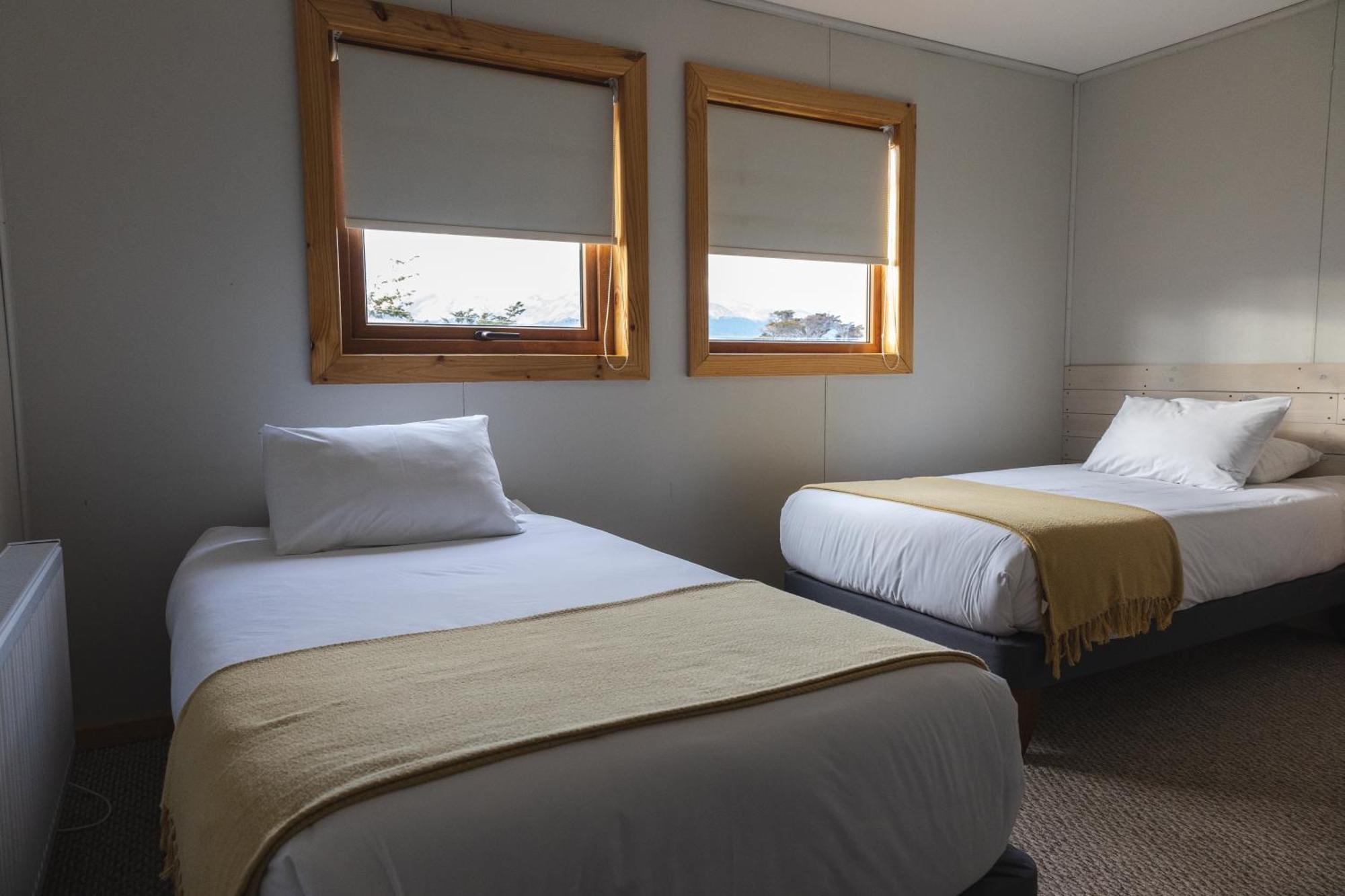 Hotel Fiofio Spa Puerto Williams Bagian luar foto