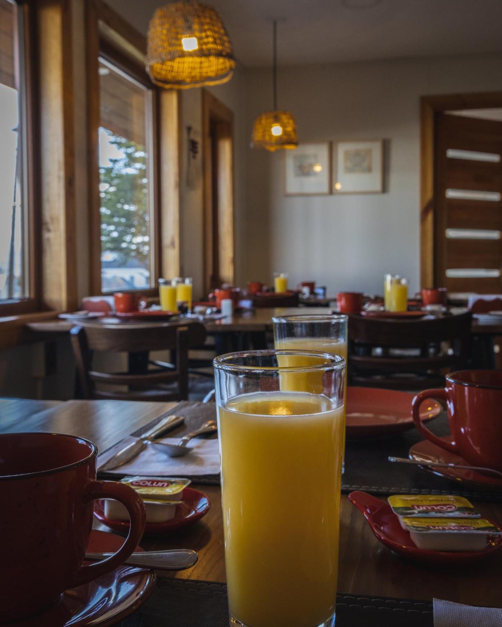 Hotel Fiofio Spa Puerto Williams Bagian luar foto